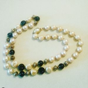 Vintage Carolee Pearl & Green Glass Necklace